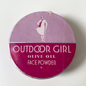 1930s face powder box Outdoor Girl vintage