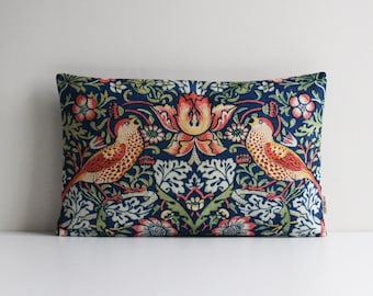 Strawberry Thief - Art Nouveau Classic William Morris Pattern