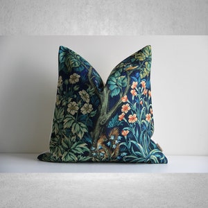 Hiding Squirrel - William Morris Art Nouveau Classic Throw Pillow cover, Nature Green Decor Pillow case 18x18 20x20 cushion cover