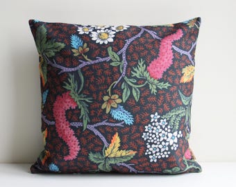 Pink Floral Pillow Cover: Botanical Decor