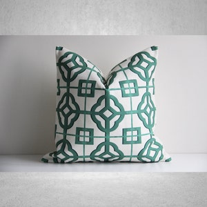 Jade Green Chinoiserie Geo Art Throw Pillow Cover - Asian Bamboo Window Design Cushion Cover - Classic Pillow Case 16x16 18x18 20x20 24x24