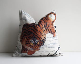 Tiger Art Decor Throw Pillow Cover – Chinoiserie Big Cat Cushion Cover