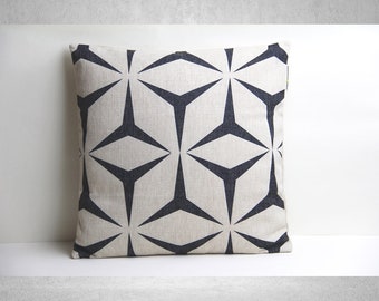 Black / Red Modern Geometric Throw Pillow Cover - Monochrome Geo Decor Cushion Cover, Minimalist Geometric 18x18 20x20 16x16 Pillow Cover