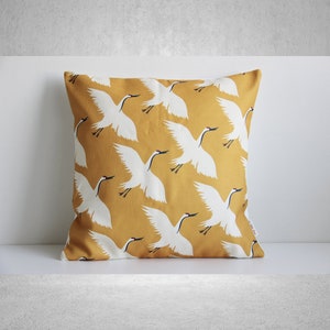 Swan Birds Throw Pillow Cover - Birds Decorative Elegant Cushion Cover, Animal Lumbar / Square Pillow Case 12x20 20x20 26x26 , custom size
