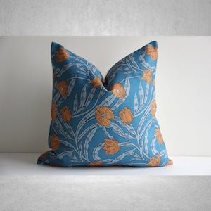 Capa de almofada inspirada em design William Morris para Art Nouveau 18x18 20x20 24x24, capa de almofada floral de pássaro, capa de almofada botânica azul presente