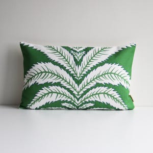 Botanical Palm Tree White Leaves Throw Pillow Cover - Green Palm Tree Cushion Cover, Tropical Decor Pillow Case 12x20 50x30cm Home Decor