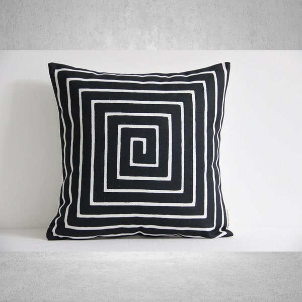 Greek Key Geometric Throw Pillow Cover - Black & White Decor Cushion Covers - Minimalist Greece Key 18x18 20x20 16x16 Pillow Cover