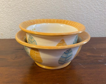 ONLY ONE LEFT! Handmade Pottery / Handmade Ceramic Bowl for Dips, Soup, Fruit, Ice Cream, Snacks