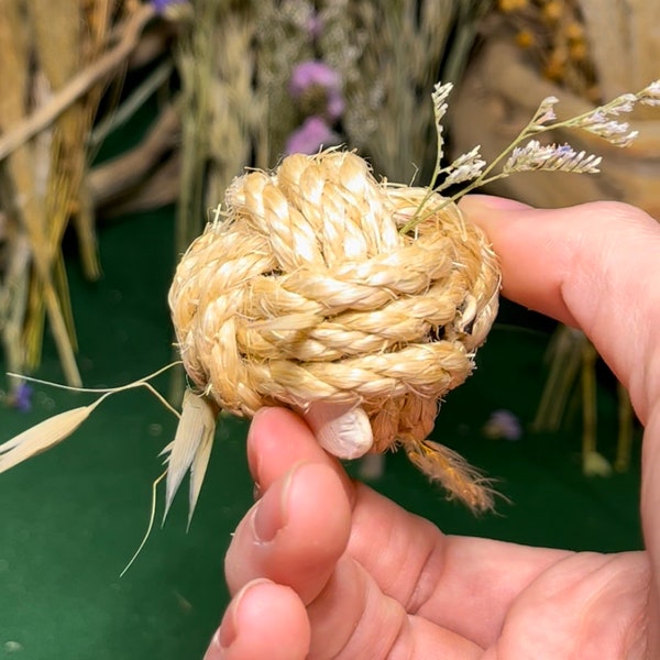 Sisal Cord Enrichment Ball - Forage Puzzle Toy for Hamsters, Gerbils, Mice, and Rats