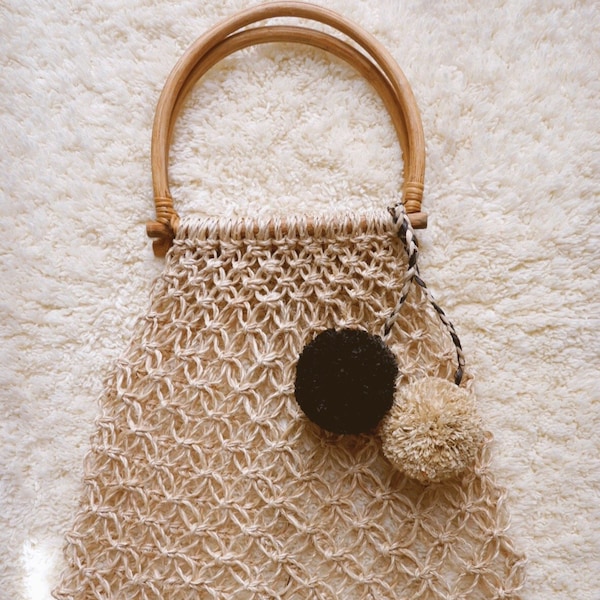 Handwoven Wicker Bag Rattan Bag Natural Straw Pom pom Handmade Summer Bohemian Vintage Purse basket boho Raffia 70s handbag abaca macrame