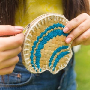 Clamshell coin purse with keychain summer handy zipper closure, zippered coin purse pouch, shaped handmade purse, clam coin purse pouch