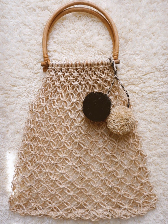 100/% Jute Hessian Braided shoulder Handbag with Removable Pom Pom Tassels