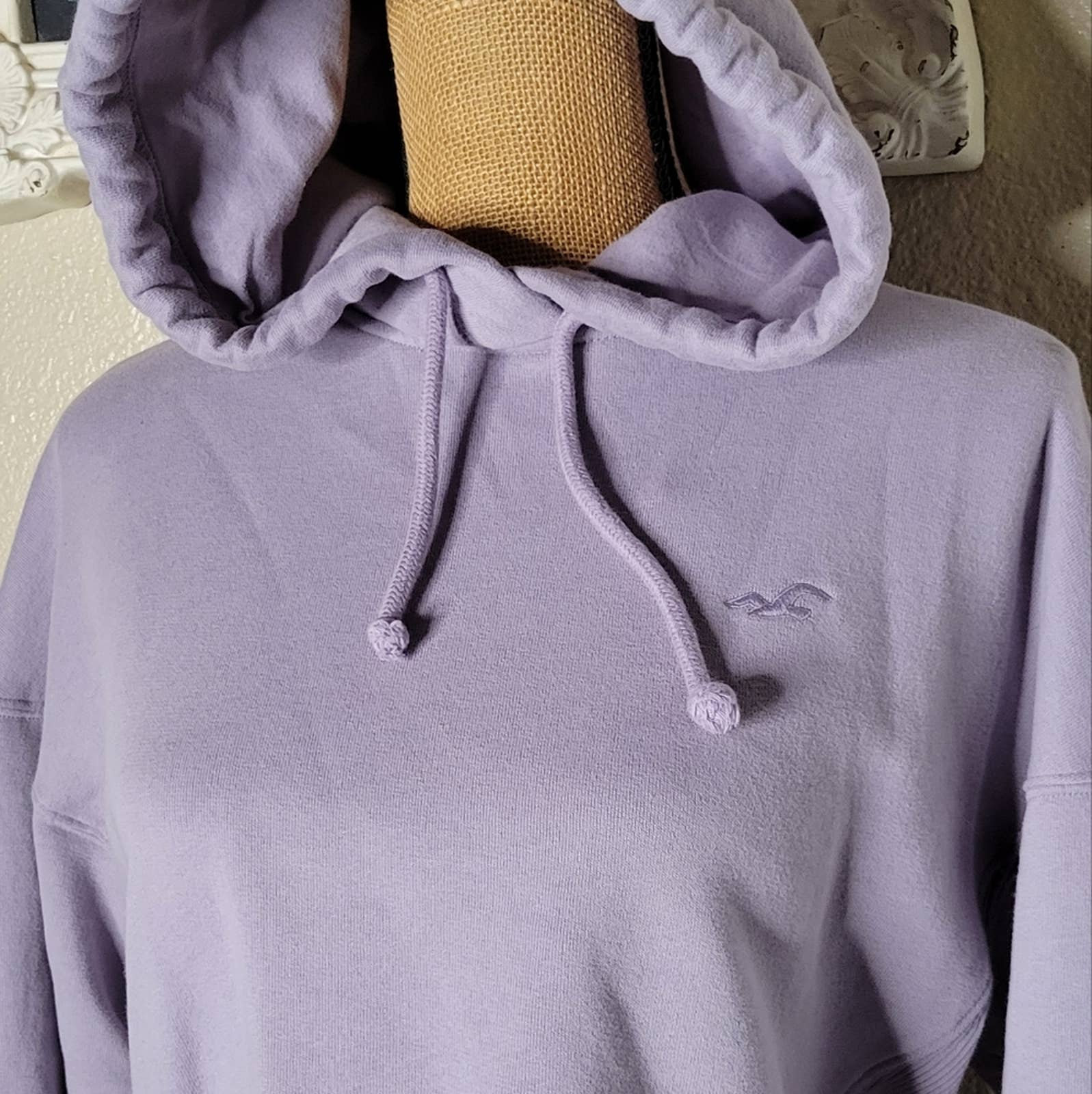 Hollister Light Purple Cropped Soft 