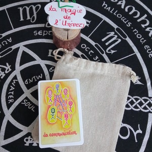 The Oracle The Magic of the Universe: an oracle to help you live better in connection with the Universe