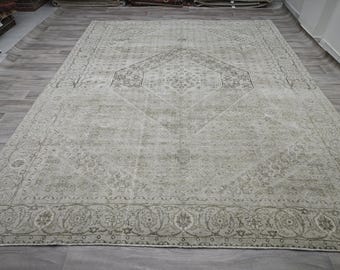 9.6'x11.9' Vintage Turkish Wool Rug: Neutral Muted Area Rug