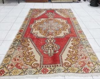 Hand Knotted Oushak Rug: 4.53 x 7.51 ft. Vintage Turkish Carpet