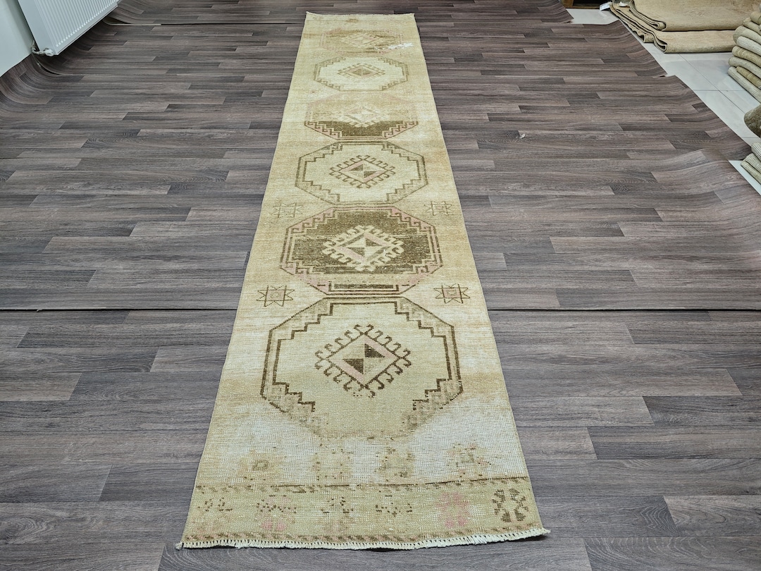 3x13 Vintage Oushak Runner, Feet, Neutral Turkish Runner