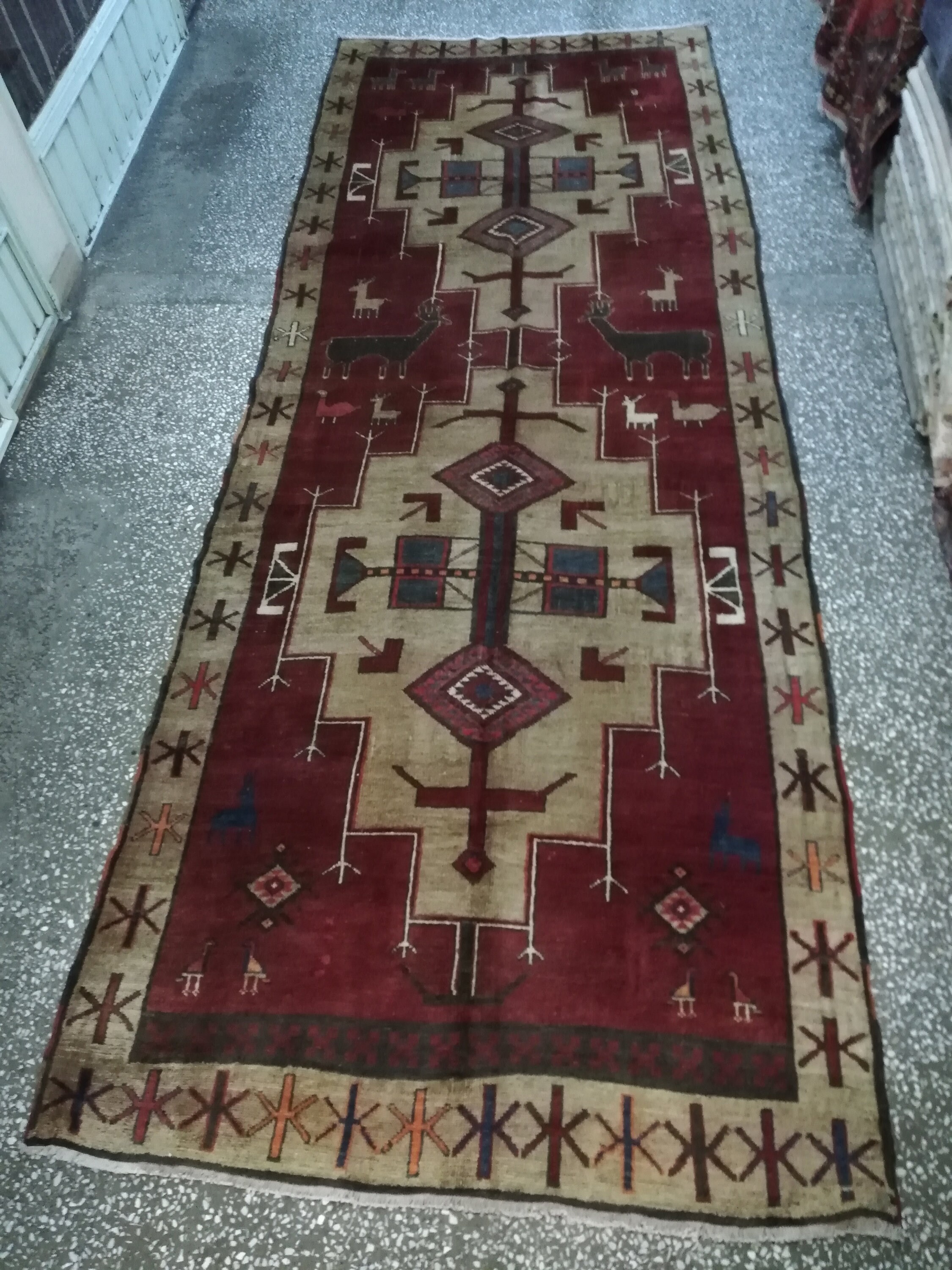 vintage rug, 147          【1672】 Amazon.com: nuLOOM Cantrell Medallion 2x8 Runner Rug for