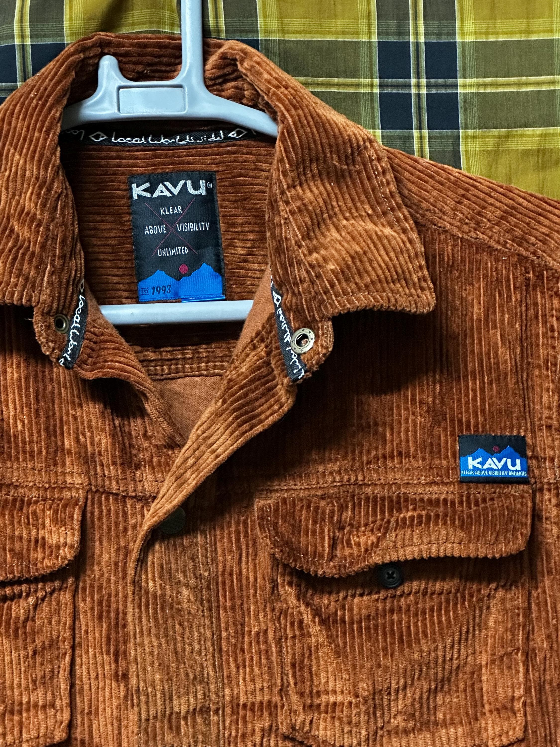 Vtg Kavu Outdoor Survival Hunting Button up Corduroy U.S.A