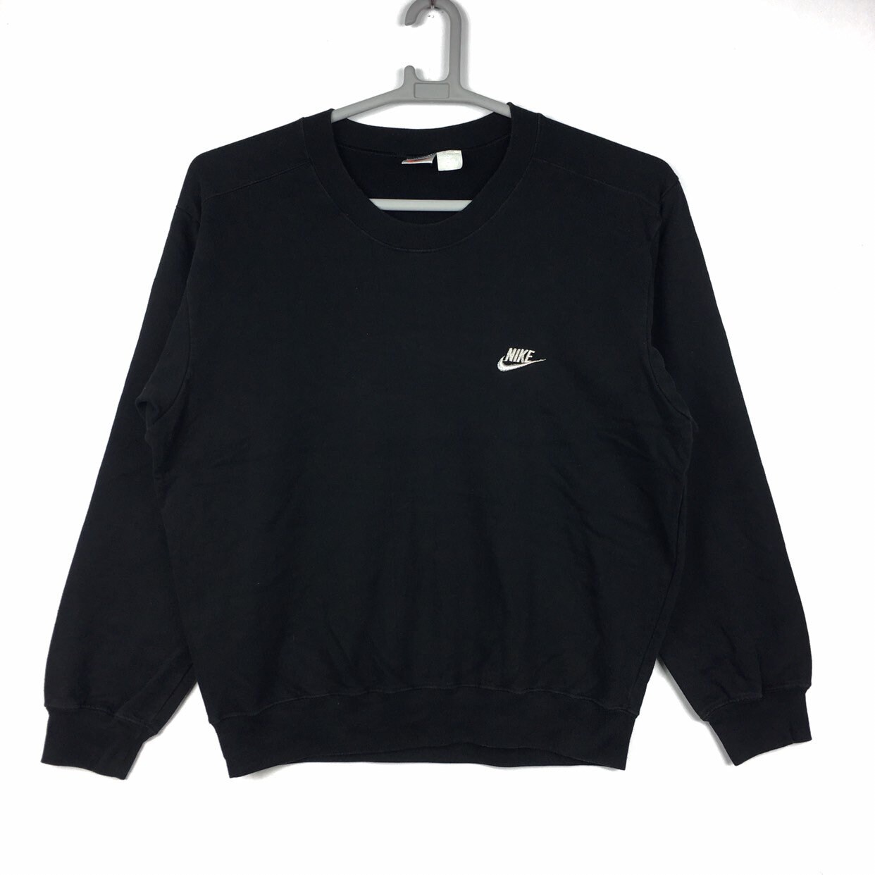 nike sweatshirt small logo
