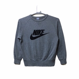 Vintage NIKE Big logo Sweatshirts M Size
