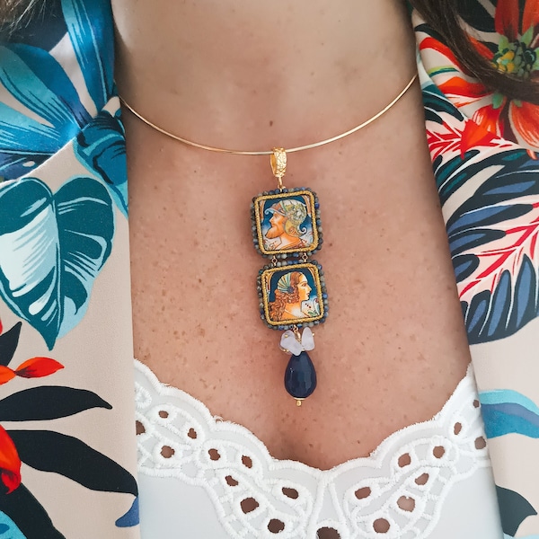 Collier ras de cou rigide à double carreau en céramique de Caltagirone et pierres semi-précieuses