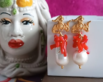 Boucles d'oreilles pendantes avec Perles Baroques et Corail Bambou Rouge