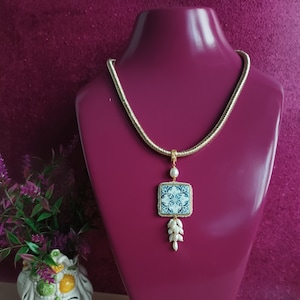 Siciliaanse touwketting met keramische tegels van Caltagirone en rivierparels