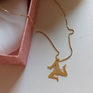 Gold chain necklace with Sicilian Trinacria Pendant