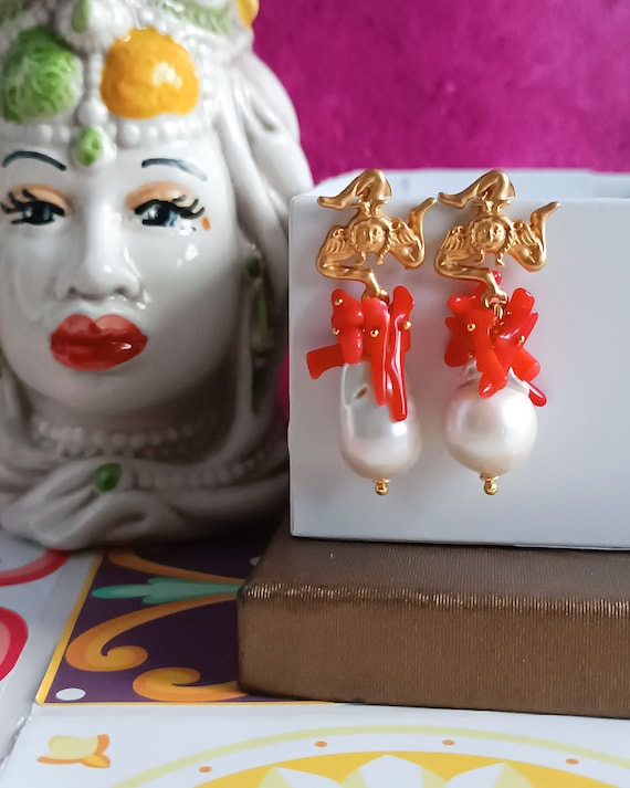 Boucles D'oreilles Pendantes En Corail Bambou Rouge - Crochets En Alliage - Neuf Avec étiquettes