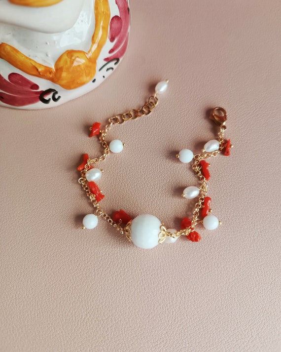 白瑪瑙、赤珊瑚、真珠のチェーンブレスレット - Etsy 日本