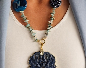 Collana Decollete con Occhio di Tigre Blu, Larimar e Ciondolo Giada Blu