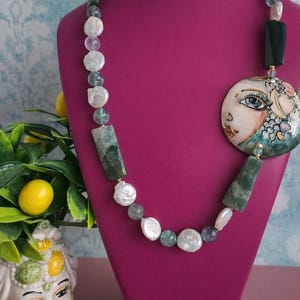 Collier Céramique Décor Cœur Et Imitation Pierres Dures - 35 Cm, Occasion Très Peu Porté