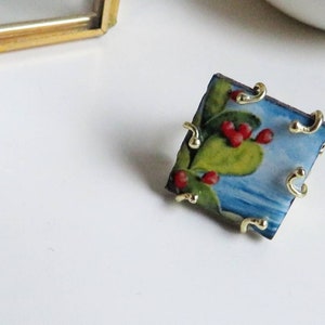 Square tile ring