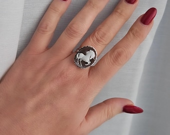 Ovaler Ring aus 925er Silber mit Einhorn-Kamee