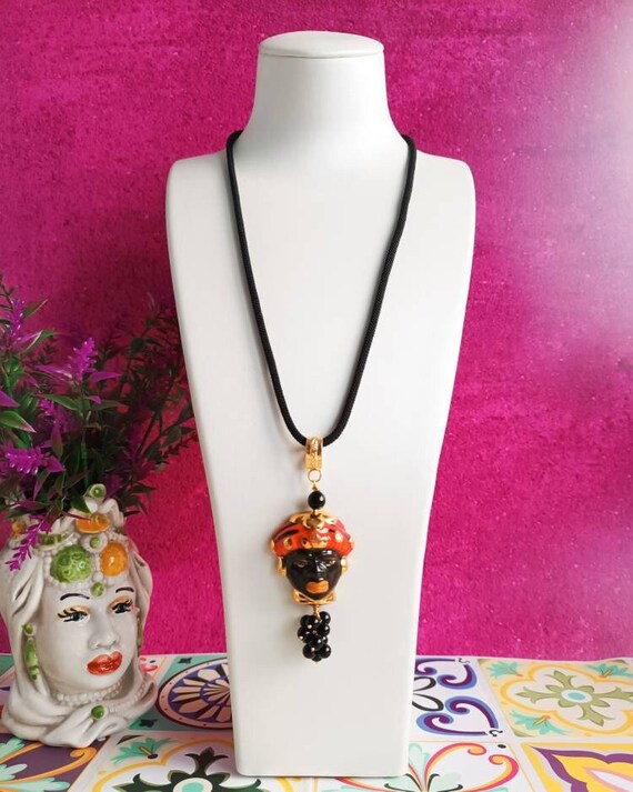 Collana Grossa In Corda Di Cotone Nero Con Perline In Resina E Ceramica - Gioiello Etnico Lungo 66 Cm