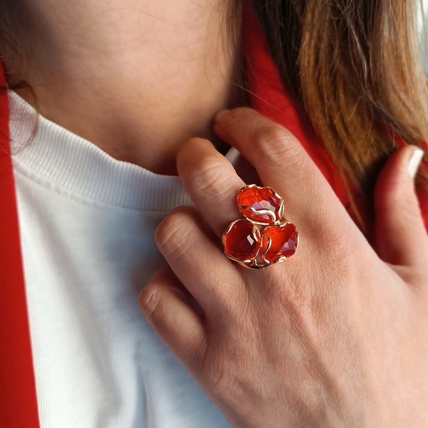 Three red Chrysoberyl stone Ring