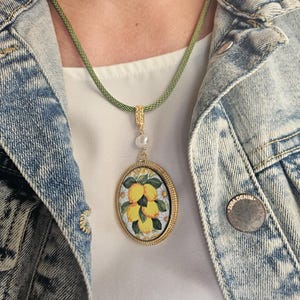 Collier en corde avec carreaux de céramique de Caltagirone