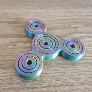Big Rainbow Fidget Spinner - 3D Printed Toys