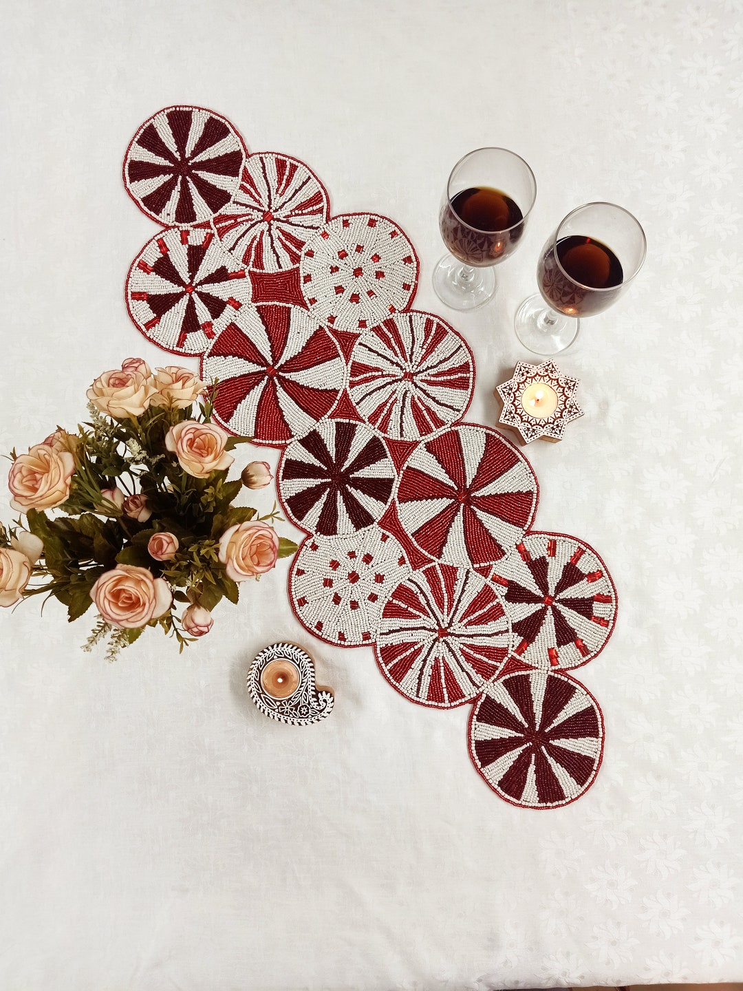 Red and White Pinwheel Circles Handmade Beaded Runner - Etsy