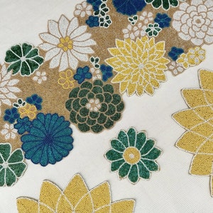 Handmade flower beaded table runner set, Beaded Runner, Beaded placemats