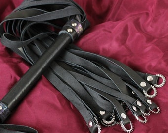 Látigo BDSM de vampiro, anillos de garra de acero y cuero