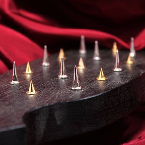 Premium vampire paddle, gold and silver spikes