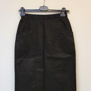 Pencil skirt Vintage - fitted skirt - vintage skirt - black skirt - 90s skirt.