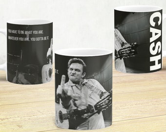 Tasse Johnny Cash, tasse avec citation de Johnny Cash, tasse personnalisée Johnny Cash, photo célèbre du doigt d'honneur de Johnny Cash