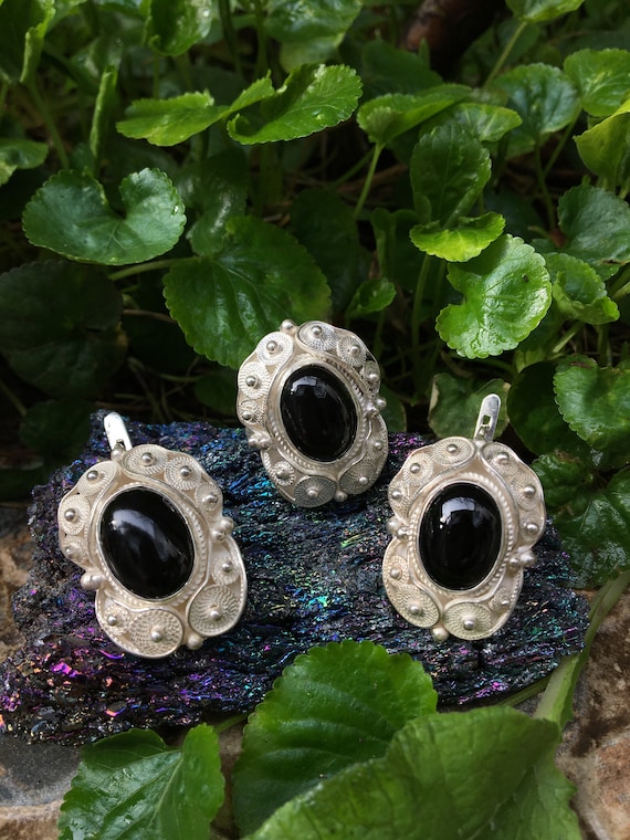 Onyx jewelry deals set