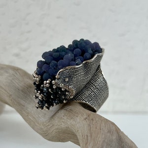 Big textured ring, wide band granulation ring, dots Grape agate ring, Chalcedony jewelry, purple gemstone ring, natural grape amethyst ring