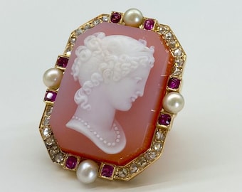 Cameo ring in yellow gold Christine Escher