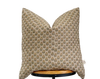 Hand block print pillow cover, green and natural floral pillow cover ,Natural linen floral pillow cover.