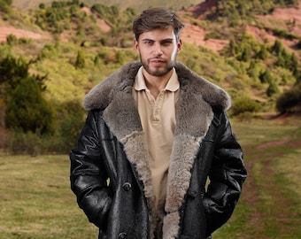 Men's Long Shearling Sheepskin Coat With Wide Grey Fur 